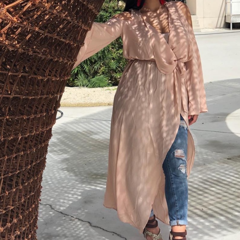 Cream Cold shoulder vest